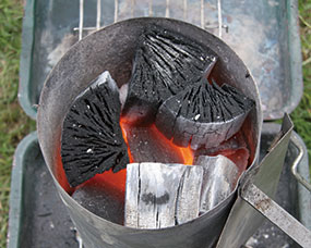 火熾し器を使った火熾しの手順3